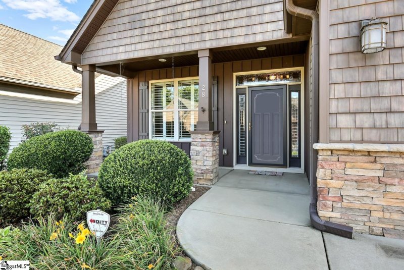 Property image 3 at 28 Dolerite Drive, Taylors, SC 29687