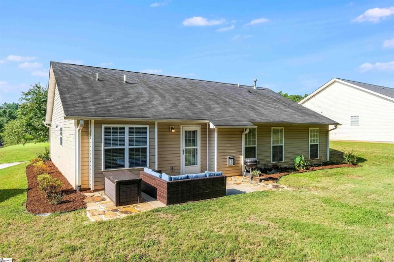 Property image 5 at 204 Fledgling Way, Easley, SC 29642