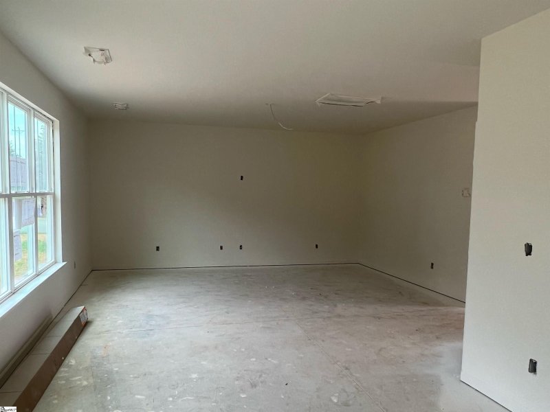 Property image 4 at 739 E Saddletree Drive, Woodruff, SC 29388