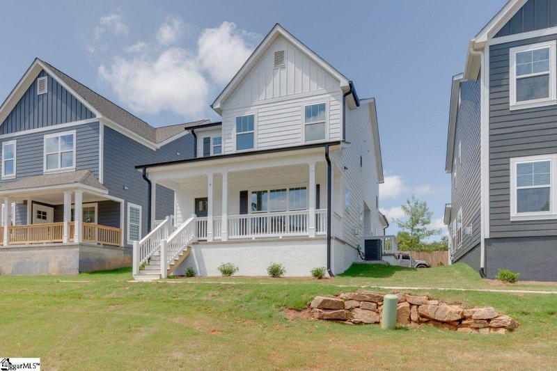 7 Logan Knoll Lane