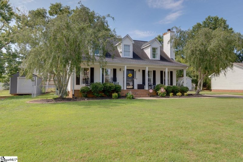 Property image 2 at 109 Patio Road, Easley, SC 29642