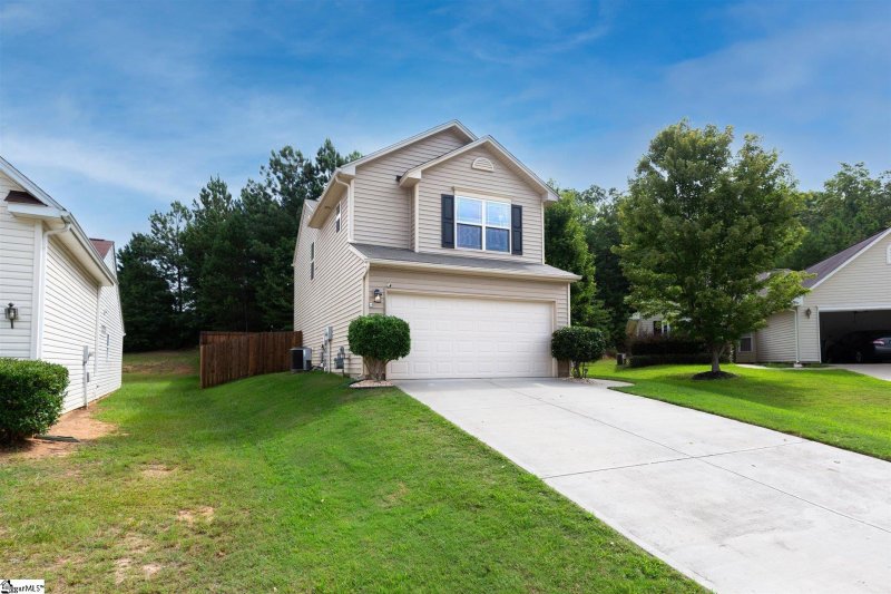 Property image 2 at 321 GARFIELD Lane, Simpsonville, SC 29681-3870