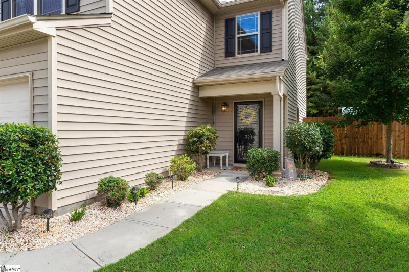 Property image 4 at 321 GARFIELD Lane, Simpsonville, SC 29681-3870