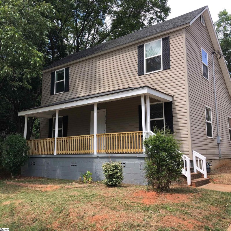 Property image 2 at 1221 1ST Avenue, Greenville, SC 29609