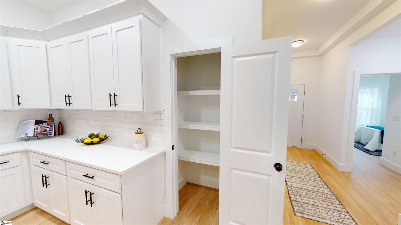 Property image 3 at 216 Shelton Drive, Spartanburg, SC 29307