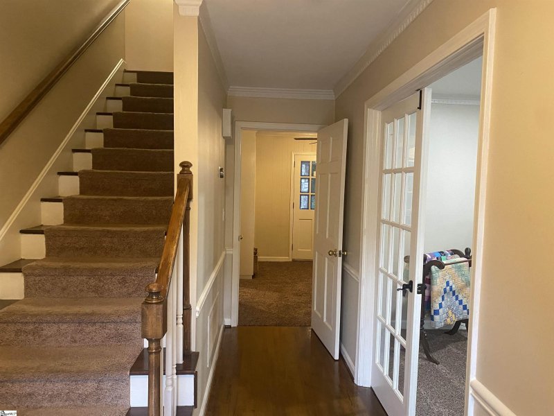 Property image 4 at 101 E Woodburn Drive, Taylors, SC 29687