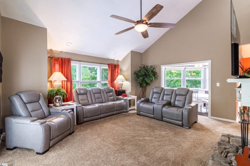 Property image 2 at 216 Cherokee Drive, Fair Play, SC 29643