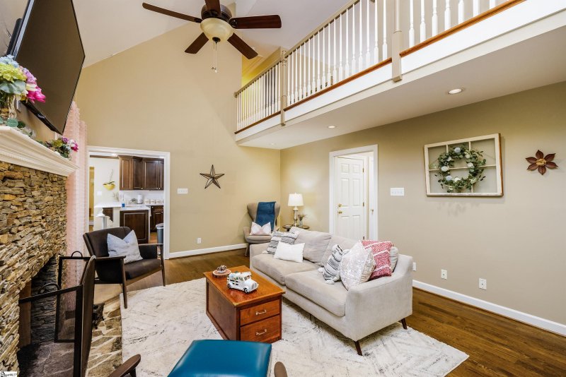 Property image 4 at 101 Bentcreek Court, Easley, SC 29642