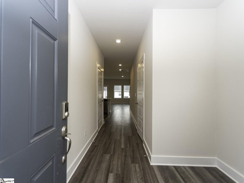 Property image 4 at 928 Yarn Way, Greer, SC 29651