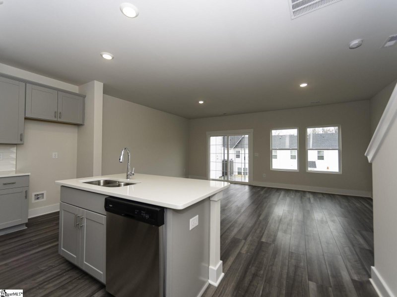 Property image 5 at 928 Yarn Way, Greer, SC 29651