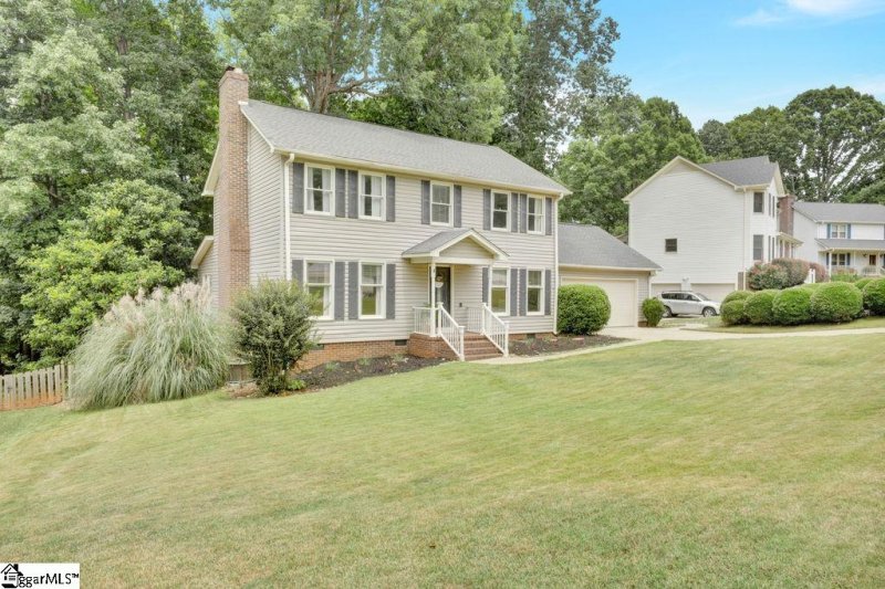 Property image 2 at 111 Fox Hollow Court, Simpsonville, SC 29680