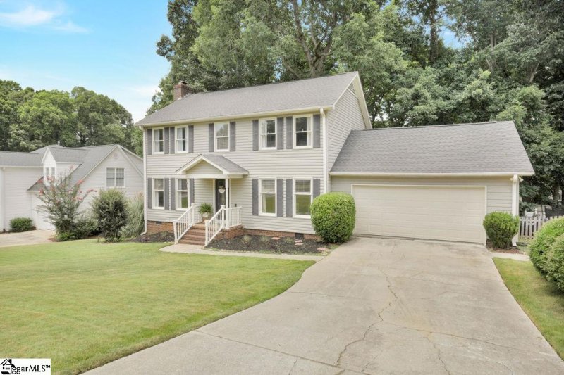 Property image 3 at 111 Fox Hollow Court, Simpsonville, SC 29680