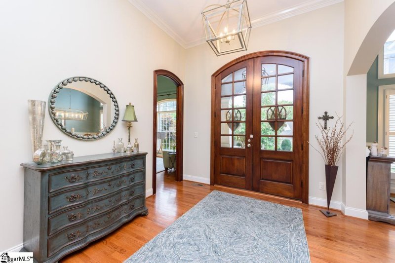 Property image 3 at 8 Highfield Court, Greer, SC 29650