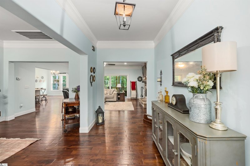 Property image 5 at 639 Grandwood Boulevard, Gray Court, SC 29645-6337