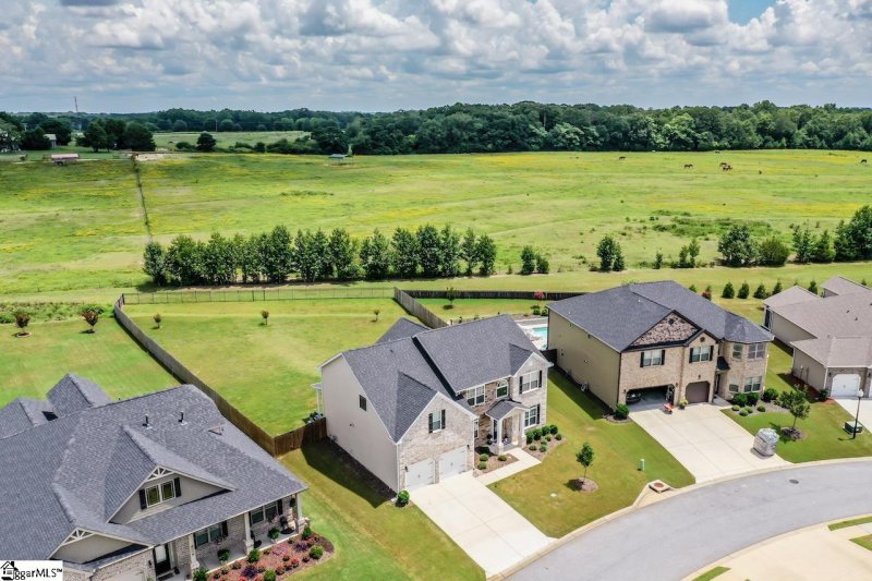 Property image 2 at 907 Willhaven Place, Simpsonville, SC 29681