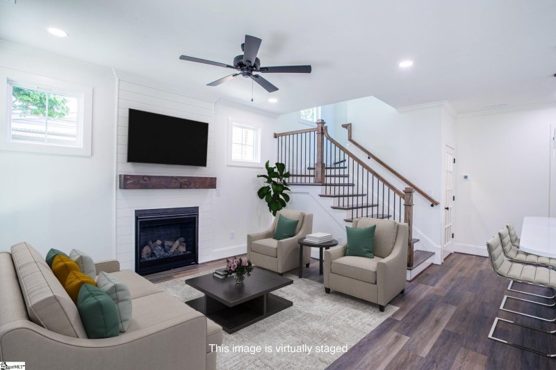 Property image 3 at 219 Landwood Avenue, Greenville, SC 29607