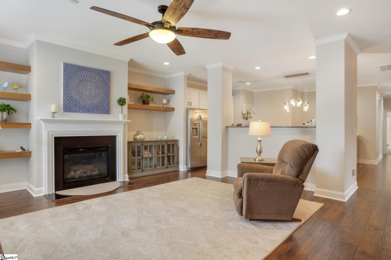 Property image 3 at 21 Davis Keats Drive, Greenville, SC 29607