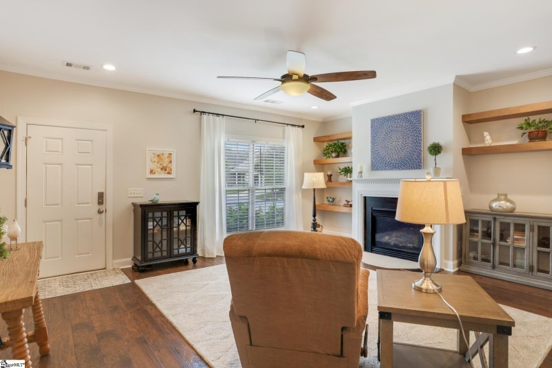 Property image 4 at 21 Davis Keats Drive, Greenville, SC 29607