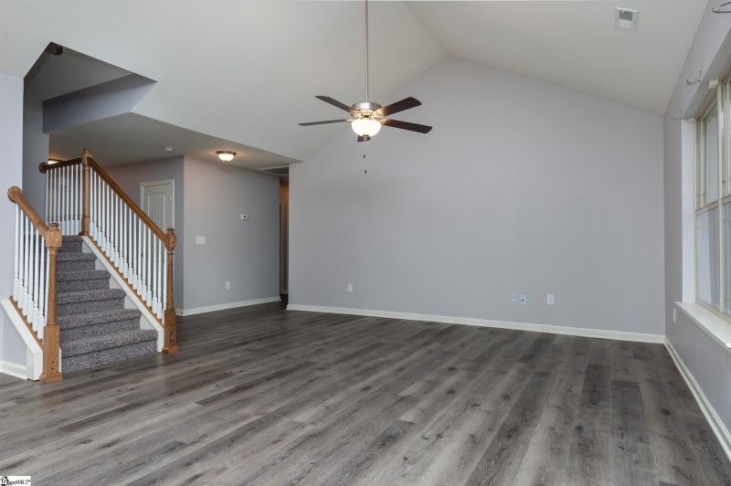 Property image 4 at 305 Catterick Way, Fountain Inn, SC 29644
