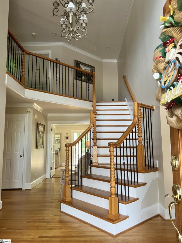 Property image 2 at 225 E Cranberry Lane, Greenville, SC 29615