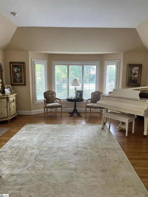 Property image 5 at 225 E Cranberry Lane, Greenville, SC 29615