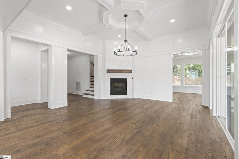 Property image 4 at 8 Angelo Court, Greenville, SC 29607