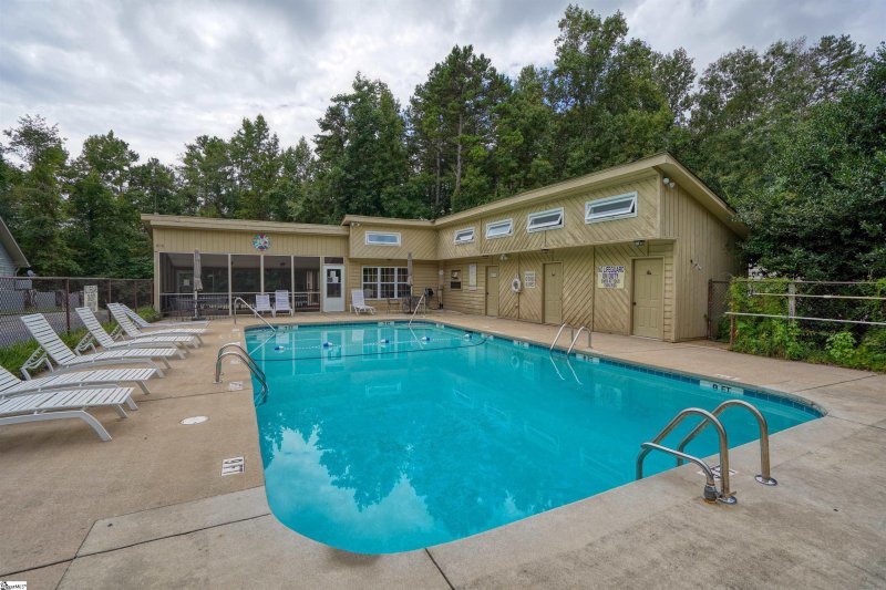 Property image 3 at 111 Sequayah Drive, Fair Play, SC 29643