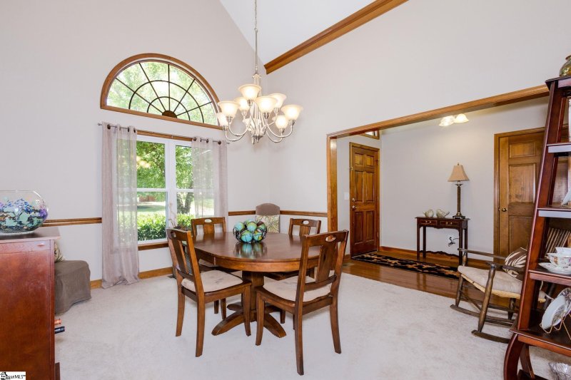 Property image 5 at 102 Chenoweth Drive, Simpsonville, SC 29681