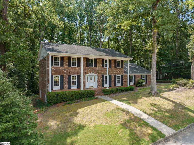 Property image 3 at 18 Sugarberry Drive, Greenville, SC 29615
