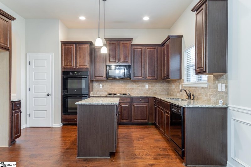 Property image 2 at 409 Simsbury Way, Greer, SC 29650