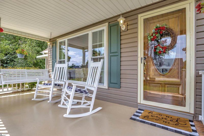 Property image 3 at 1205 Rosewood Court, Williamston, SC 29697