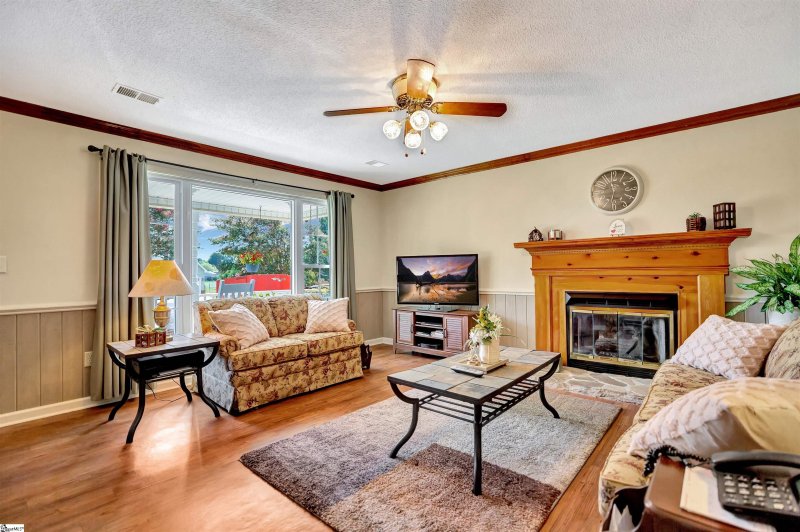 Property image 4 at 1205 Rosewood Court, Williamston, SC 29697