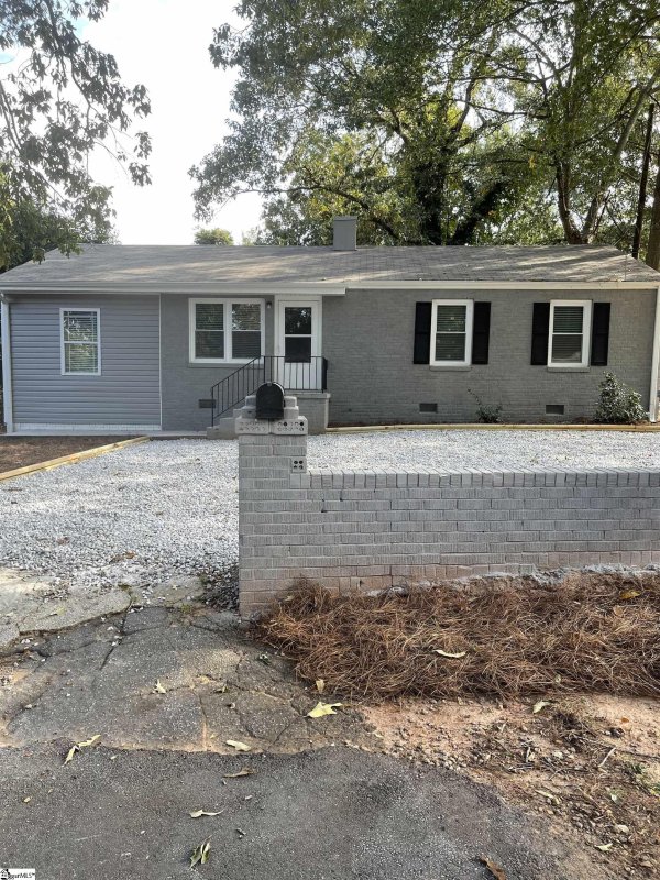 Property image 3 at 18 Prosperity Court, Greenville, SC 29605