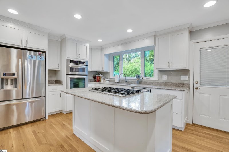 Property image 3 at 131 Hillbrook Drive, Spartanburg, SC 29307