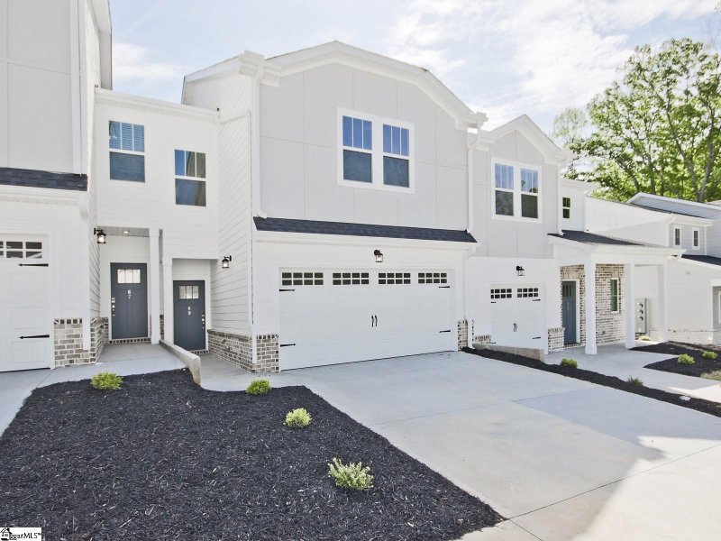 Property image 2 at 69 Galley Lane, Greenville, SC 29607