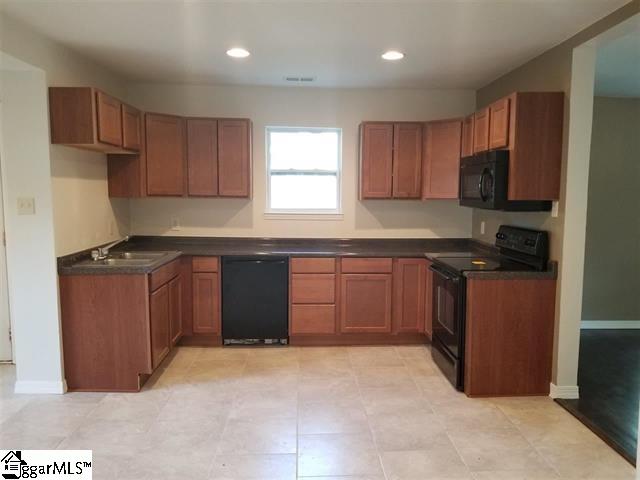 Property image 4 at 541 Woodruff Street, Woodruff, SC 29388