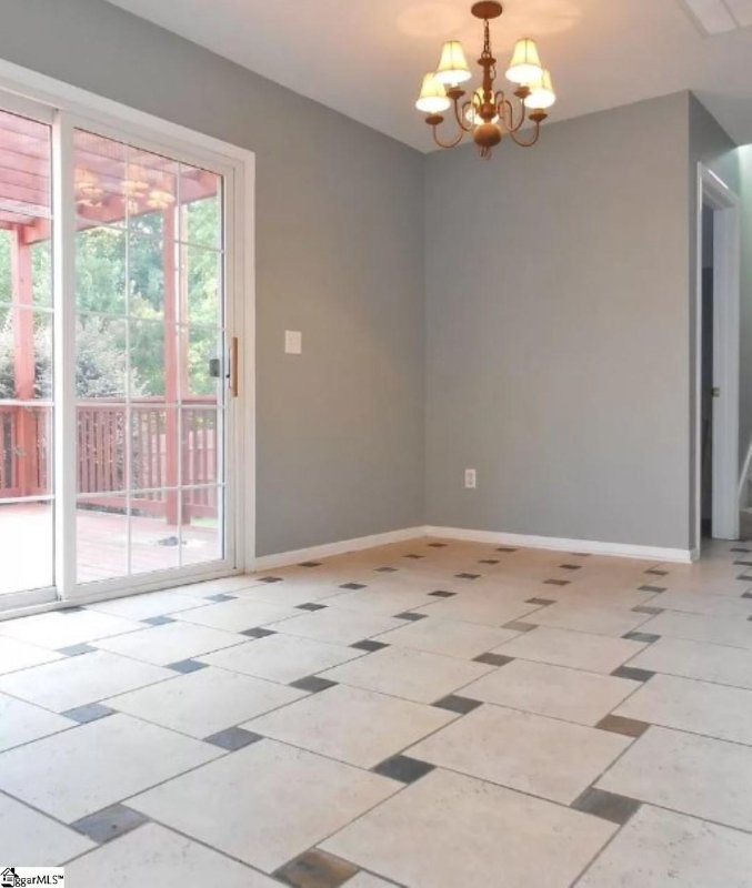 Property image 5 at 16 Laurelhurst Court, Greer, SC 29650
