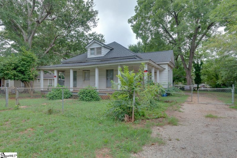 Property image 3 at 411 Edgemont Avenue, Greenville, SC 29617