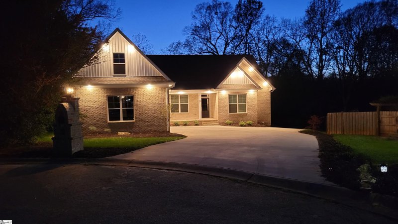 Property image 3 at 14 Darby Hill Lane, Taylors, SC 29687