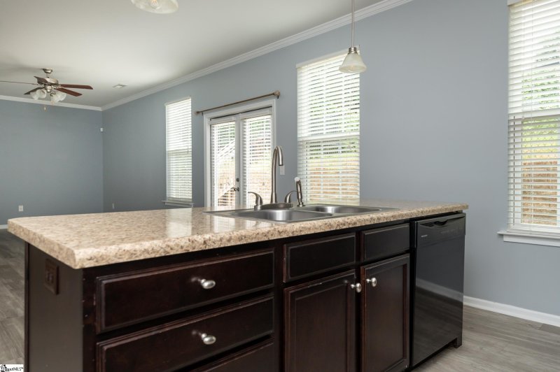 Property image 4 at 236 Summerlea Lane, Greer, SC 29651