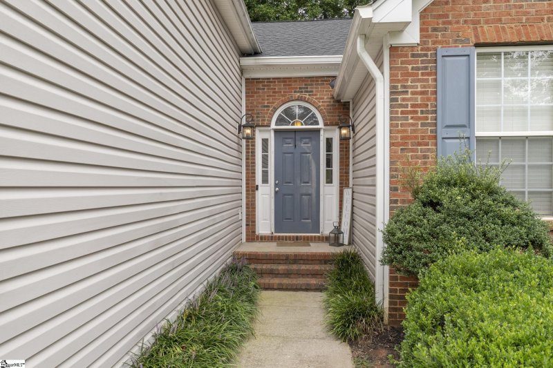 Property image 5 at 7 Stream Run Court, Greenville, SC 29617