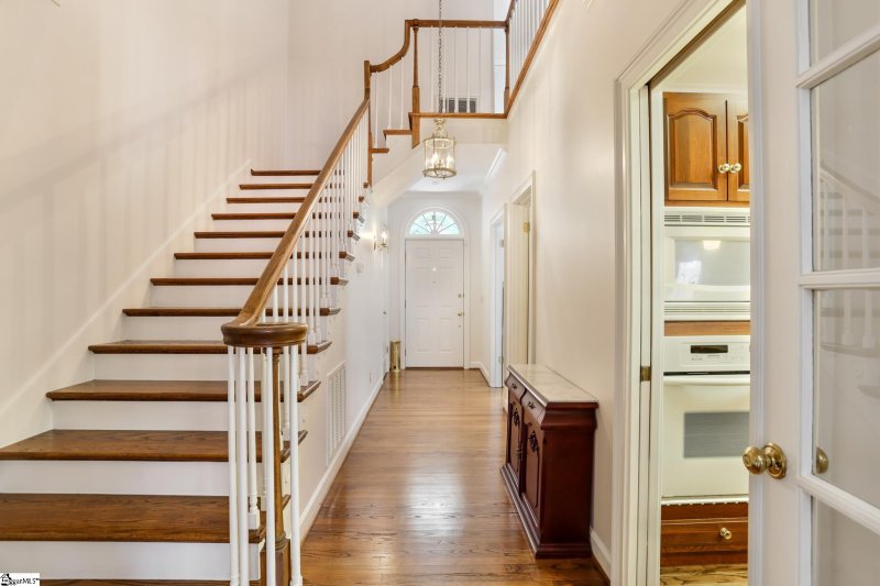 Property image 4 at 110 Kilkenney Court, Greenville, SC 29615