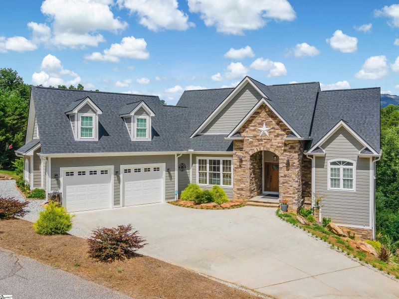 Property image 2 at 104 Wandering Way, Pickens, SC 29671-8015