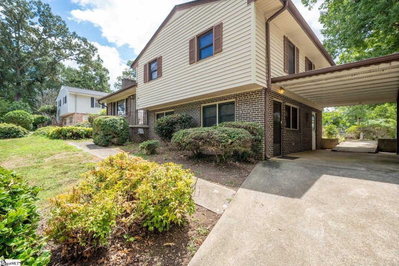 Property image 5 at 5 Cliffside Drive, Greenville, SC 29605