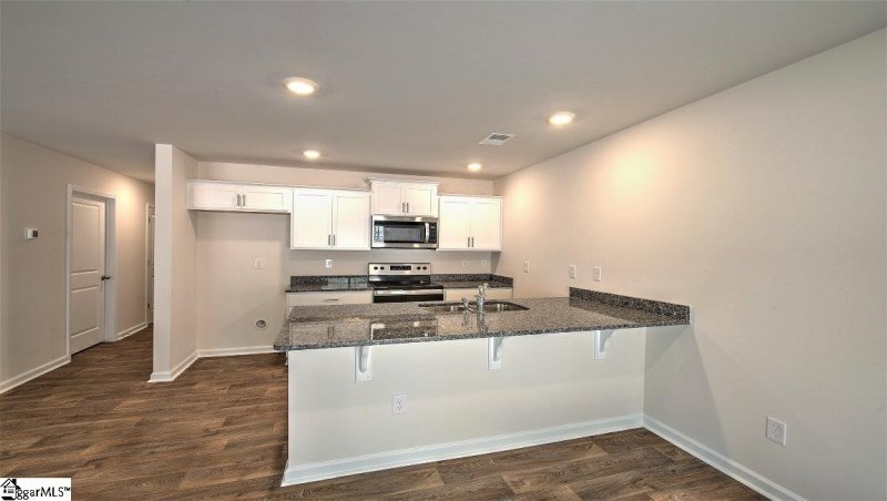 Property image 4 at 407 Oakmont Valley Trail, Seneca, SC 29678