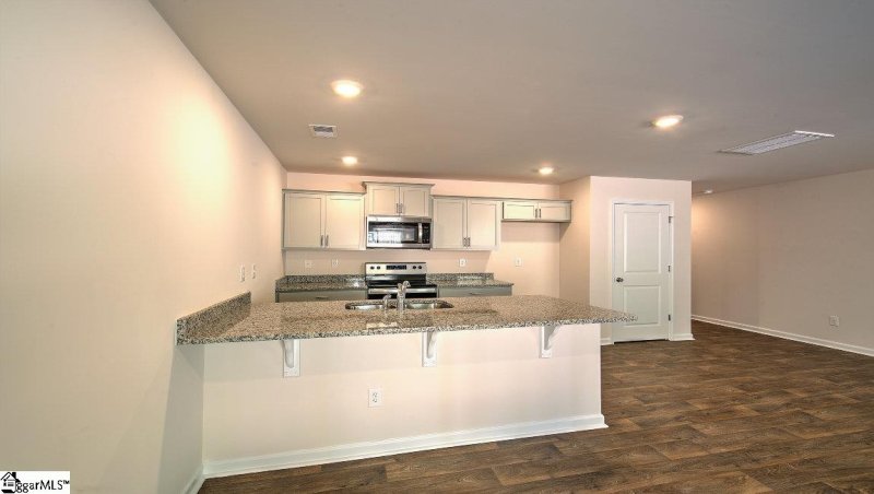 Property image 3 at 409 Oakmont Valley Trail, Seneca, SC 29678