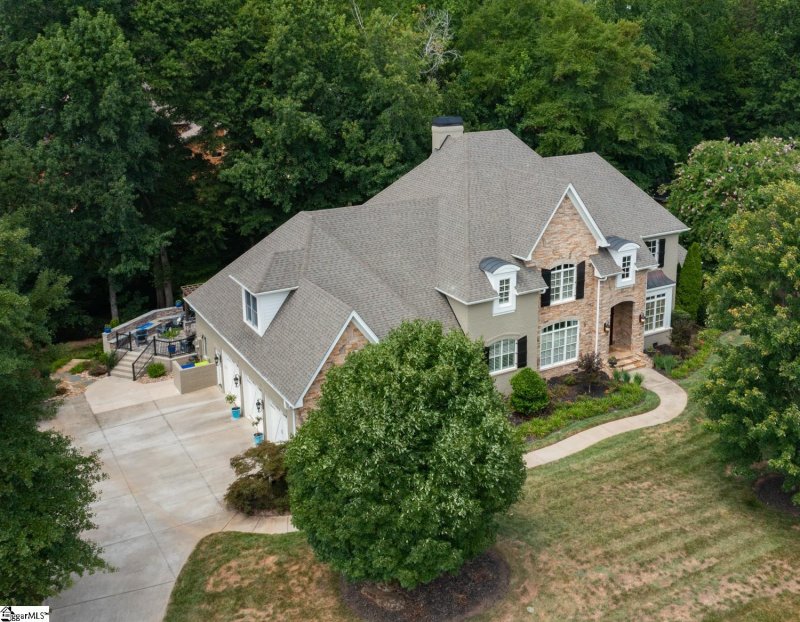 Property image 2 at 412 Chancery Lane, Simpsonville, SC 29681