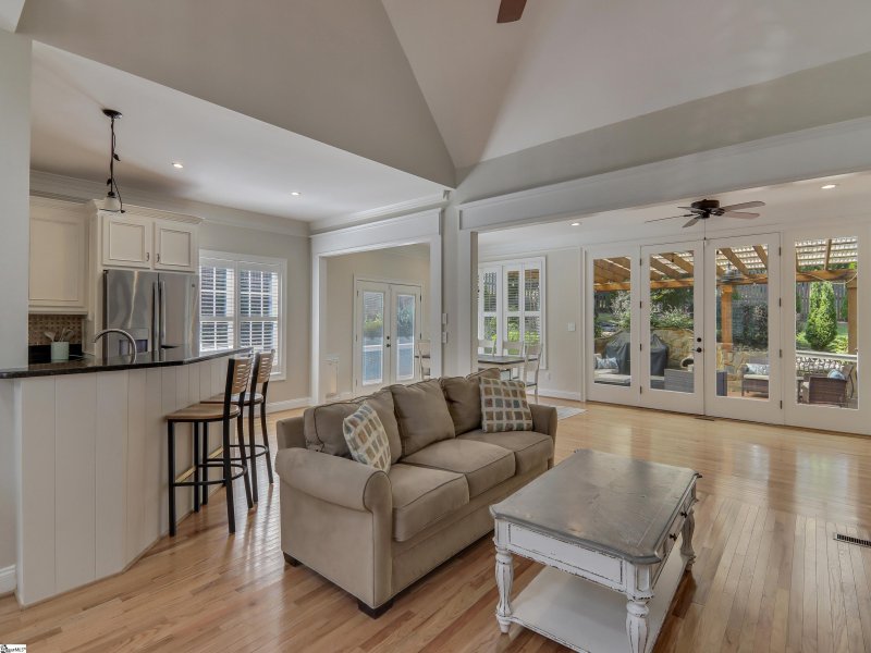 Property image 3 at 317 Squires Creek Road, Simpsonville, SC 29681
