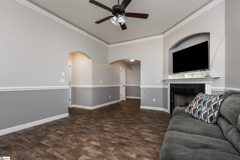 Property image 2 at 409 Thomas Edwards Lane, Greer, SC 29651