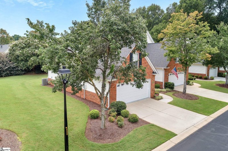 Property image 2 at 109 Wyndham Court, Greenville, SC 29615-5467